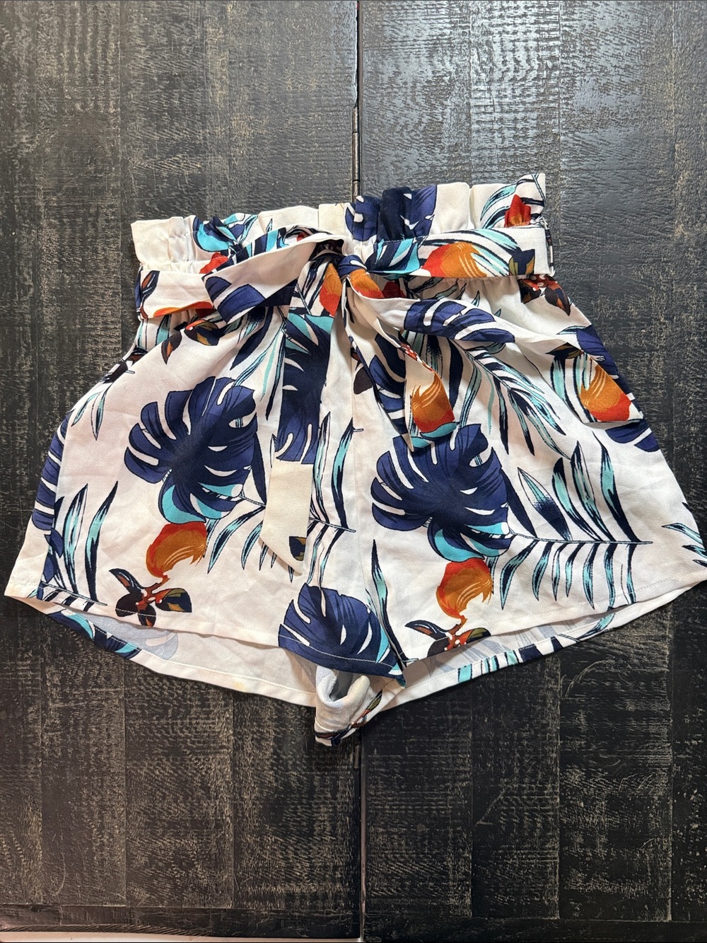 SHEIN White High-Waist Tropical Print Paperbag Shorts with Navy & Orange